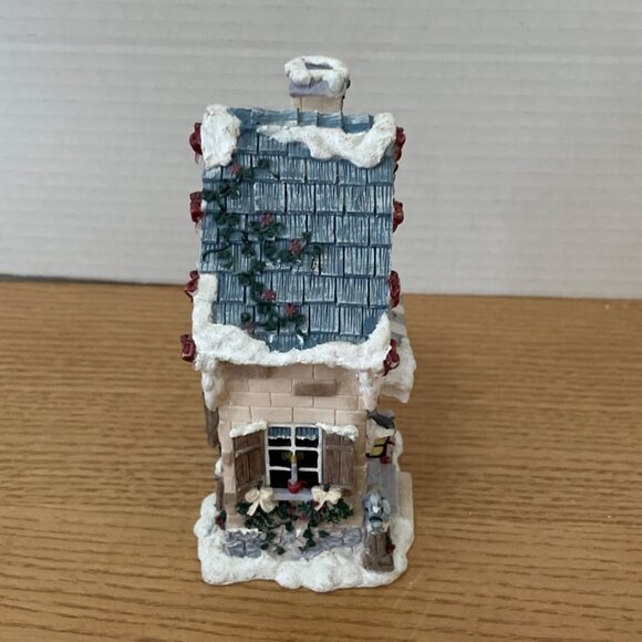 Vtg Ivy and Innocence Cast Art Toy Shop Christmas Village Building 05300 1998 - Picture 4 of 8
